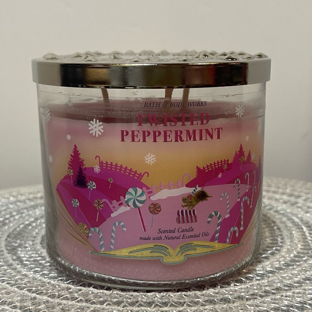 BBW Twisted Peppermint 3 Wick Candle NWT